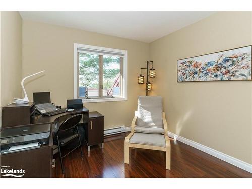 207-10 Coveside Drive, Huntsville, ON - Indoor Photo Showing Bathroom