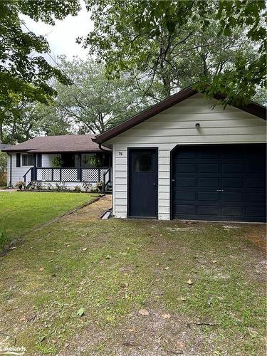 76 32Nd Street S, Wasaga Beach, ON - Indoor Photo Showing Other Room