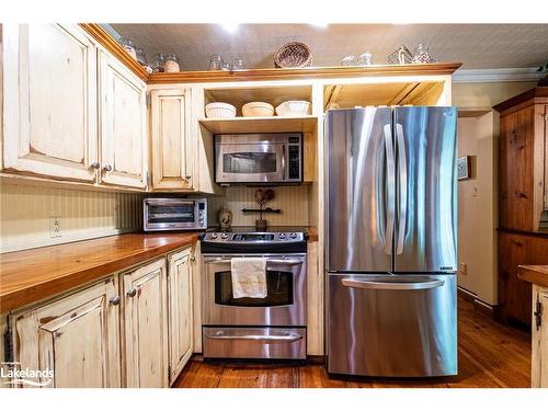 838051 4Th Line E, Mulmur, ON - Indoor Photo Showing Kitchen