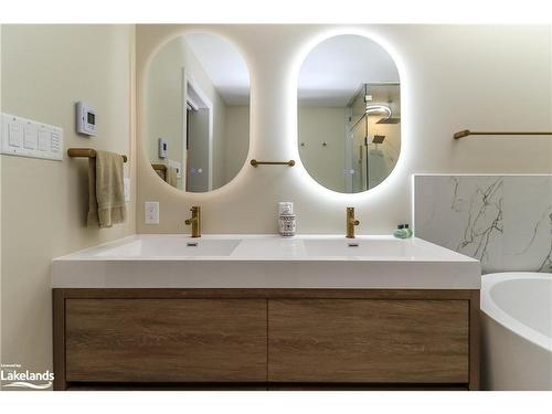37 Callary Crescent, Collingwood, ON - Indoor Photo Showing Bathroom