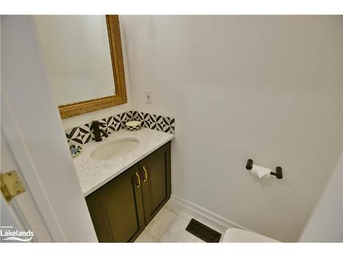 20 Forest Drive, Collingwood, ON - Indoor Photo Showing Bathroom