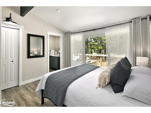 130 Teskey Drive, The Blue Mountains, ON - Indoor Photo Showing Bedroom