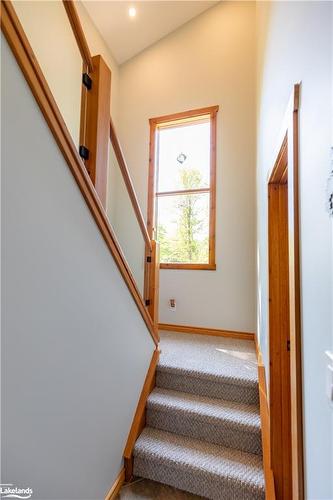 1107 Falkenburg Road, Bracebridge, ON - Indoor Photo Showing Other Room