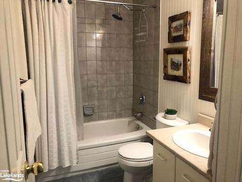 21-146 Settlers Way, The Blue Mountains, ON - Indoor Photo Showing Bathroom