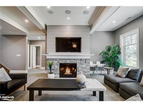 114 Claren Crescent, Huntsville, ON - Indoor Photo Showing Living Room With Fireplace