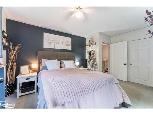 237 Musquash Road, Gravenhurst, ON - Indoor Photo Showing Bedroom