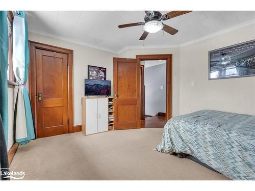 465 29Th Street W, Owen Sound, ON - Indoor Photo Showing Bedroom