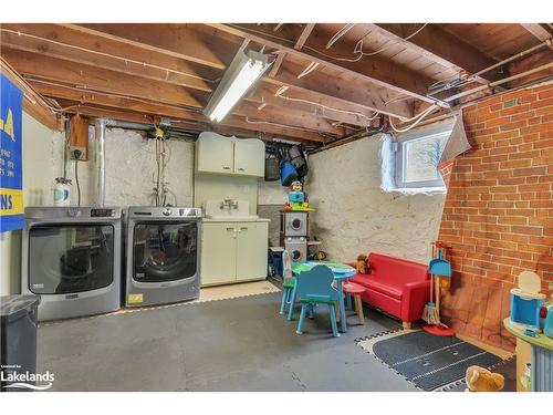 465 29Th Street W, Owen Sound, ON - Indoor Photo Showing Laundry Room