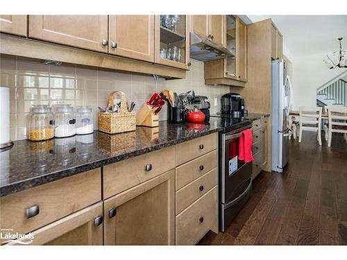 107 Snow Apple Crescent, The Blue Mountains, ON - Indoor Photo Showing Kitchen