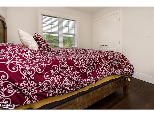 107 Snow Apple Crescent, The Blue Mountains, ON - Indoor Photo Showing Bedroom