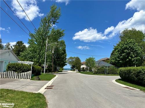 30 64Th Street N, Wasaga Beach, ON - Outdoor