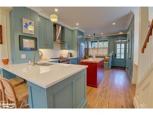 236 Elizabeth Street, Guelph, ON - Indoor Photo Showing Kitchen With Double Sink With Upgraded Kitchen