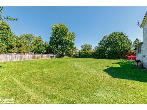 393 Second Street, Collingwood, ON - Outdoor With Backyard