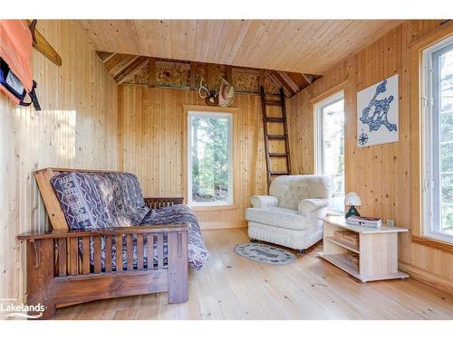 21 Martha Drive, Mckellar, ON - Indoor Photo Showing Living Room