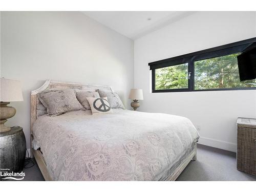 120 Craigleith Road, The Blue Mountains, ON - Indoor Photo Showing Bedroom