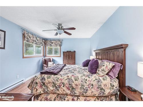 239 Oxbow Park Drive, Wasaga Beach, ON - Indoor Photo Showing Bathroom