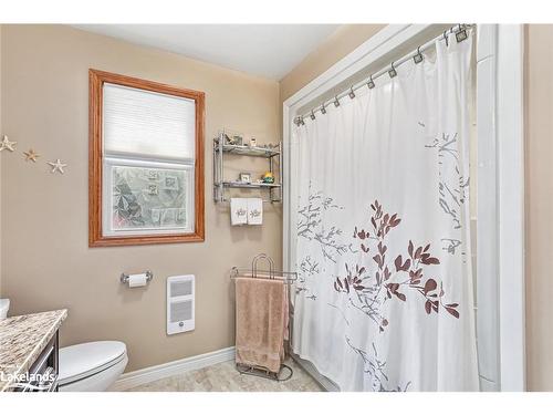 239 Oxbow Park Drive, Wasaga Beach, ON - Indoor Photo Showing Bathroom