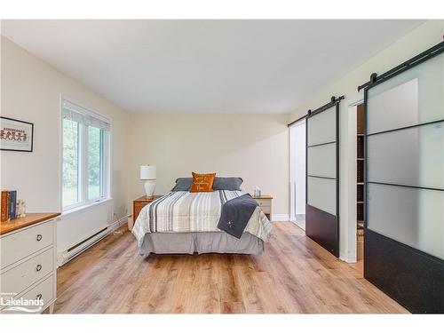 13 Trafalgar Road, Collingwood, ON - Indoor Photo Showing Bedroom