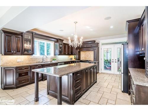 1650 Golf Link Road, Midland, ON - Indoor Photo Showing Kitchen With Upgraded Kitchen