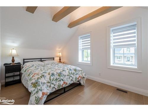 37 Wellington Street E, Creemore, ON - Indoor Photo Showing Bedroom