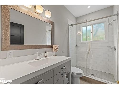 191 Chalet Crescent, Huntsville, ON - Indoor Photo Showing Bathroom