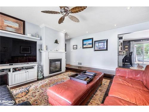 16 Smart Court, Collingwood, ON - Indoor Photo Showing Living Room With Fireplace