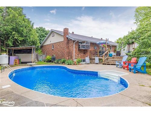 16 Smart Court, Collingwood, ON - Outdoor With In Ground Pool With Backyard