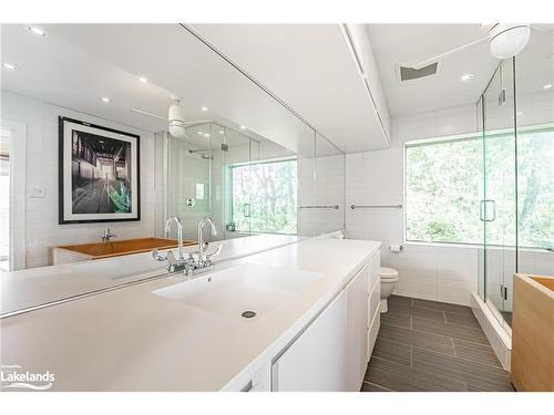 45 Ivy Lane, Orillia, ON - Indoor Photo Showing Bathroom
