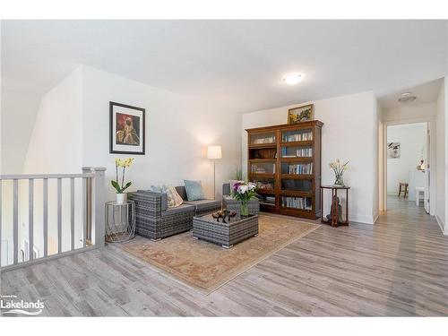 110 Admirals Trail, The Blue Mountains, ON - Indoor Photo Showing Living Room