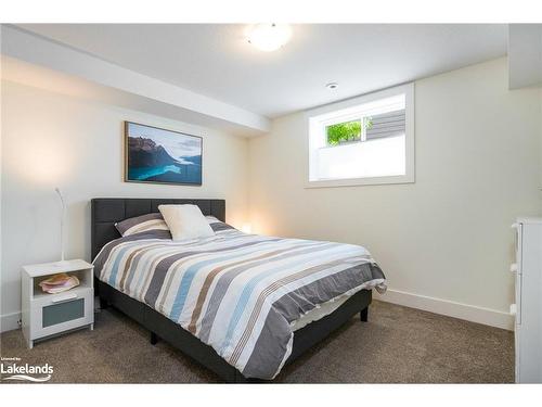 110 Admirals Trail, The Blue Mountains, ON - Indoor Photo Showing Bedroom