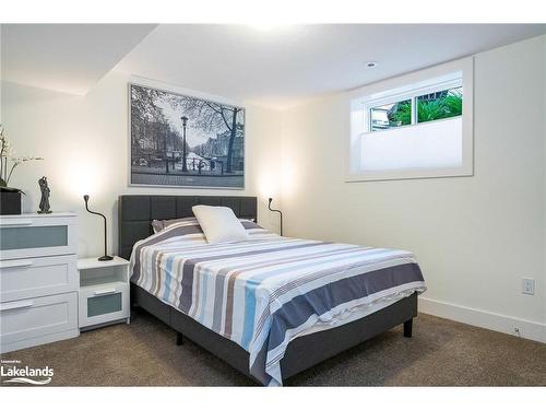 110 Admirals Trail, The Blue Mountains, ON - Indoor Photo Showing Bedroom
