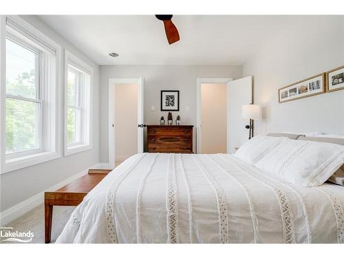 402 Third Street, Collingwood, ON - Indoor Photo Showing Bedroom