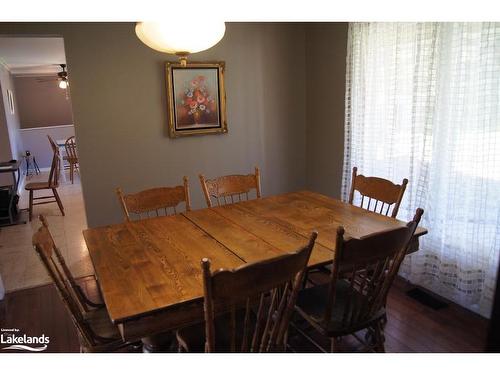 27 John Street, Burk'S Falls, ON - Indoor Photo Showing Dining Room