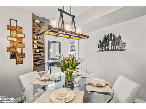 209 Hutchinson Drive, Alliston, ON - Indoor Photo Showing Dining Room