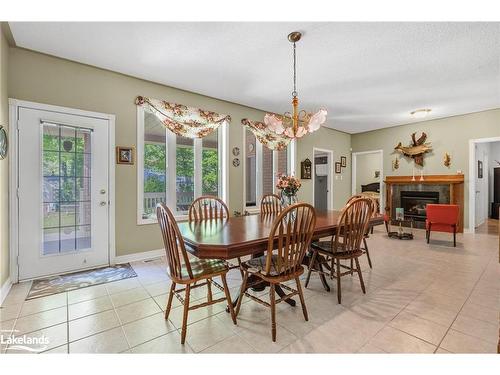 78 28Th Street N, Wasaga Beach, ON - Indoor Photo Showing Dining Room