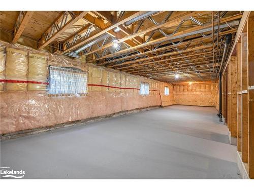 78 28Th Street N, Wasaga Beach, ON - Indoor Photo Showing Basement