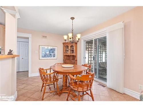 120 Davos Drive, The Blue Mountains, ON - Indoor Photo Showing Living Room With Fireplace