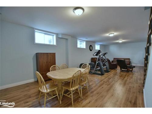 37 Wesley Avenue, Wasaga Beach, ON - Indoor Photo Showing Other Room