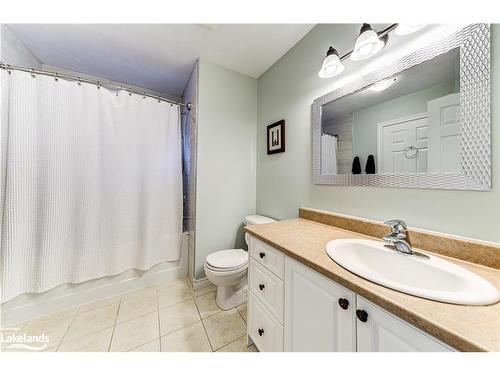 339 Robinson Road, Wasaga Beach, ON - Indoor Photo Showing Bathroom