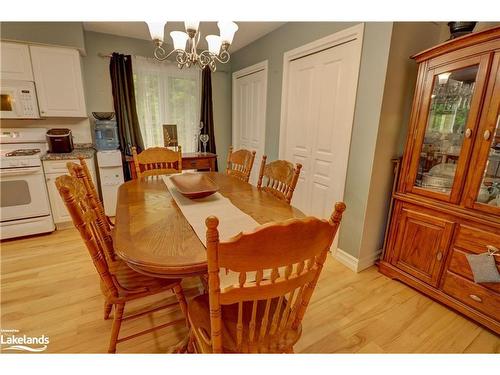 186 Lakewood Park Road, Huntsville, ON - Indoor Photo Showing Dining Room