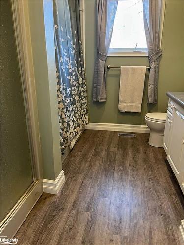 186 Lakewood Park Road, Huntsville, ON - Indoor Photo Showing Bathroom