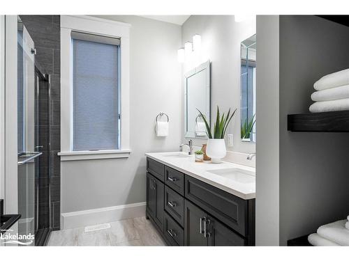 122 Barton Boulevard, The Blue Mountains, ON - Indoor Photo Showing Bathroom