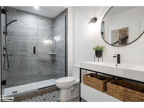 122 Barton Boulevard, The Blue Mountains, ON - Indoor Photo Showing Bathroom