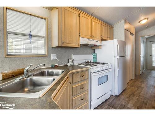 46 Lakeshore Road, Midland, ON - Indoor Photo Showing Kitchen With Double Sink