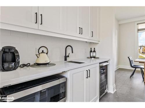 120 Springside Crescent, The Blue Mountains, ON - Indoor Photo Showing Kitchen With Upgraded Kitchen