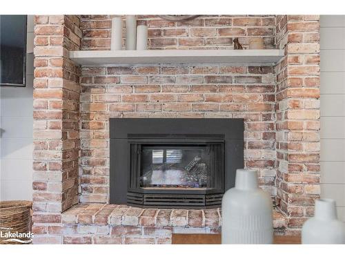 18 Lockhart Road, Collingwood, ON - Indoor Photo Showing Living Room With Fireplace