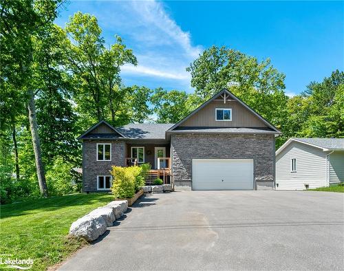 110 Evergreen Avenue, Tiny, ON - Outdoor With Facade