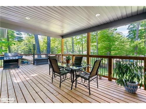 110 Evergreen Avenue, Tiny, ON - Outdoor With Deck Patio Veranda With Exterior