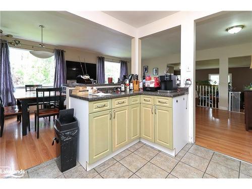 116 Smallman Drive, Wasaga Beach, ON - Indoor Photo Showing Kitchen