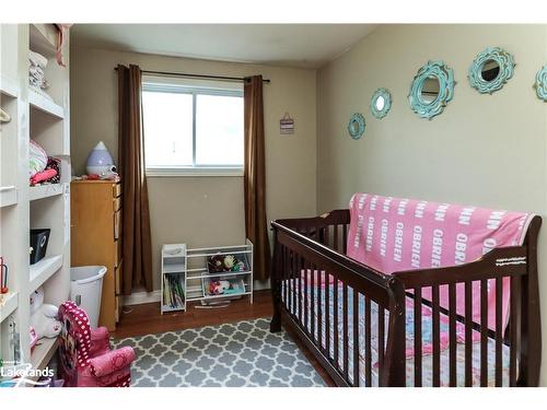 116 Smallman Drive, Wasaga Beach, ON - Indoor Photo Showing Laundry Room